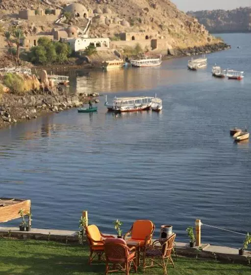 هتل Noprea Boutique