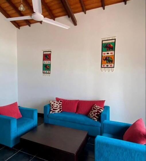 فندق Reef Bungalow