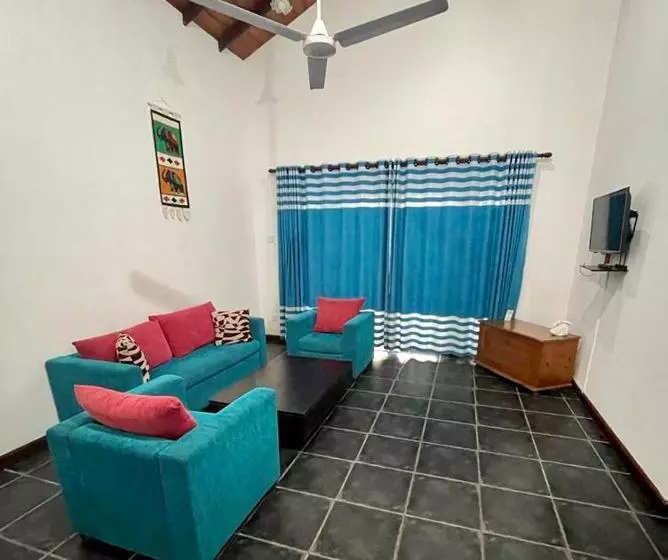 ホテル Reef Bungalow