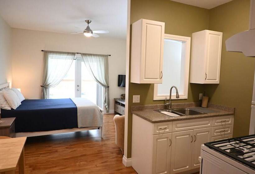 酒店 Tree To Me Inn