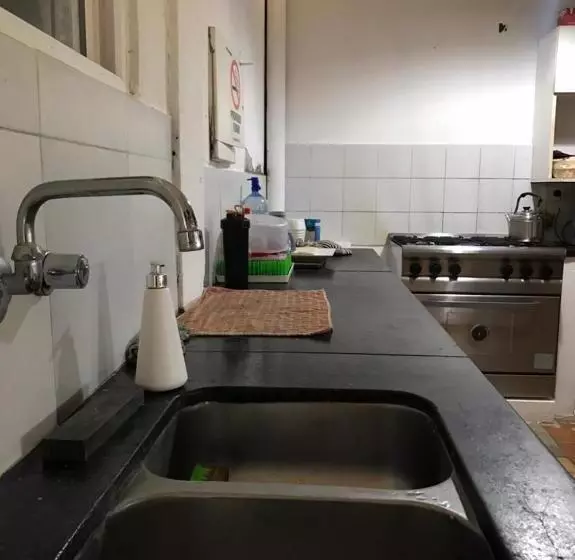 La Maquinita Hostel