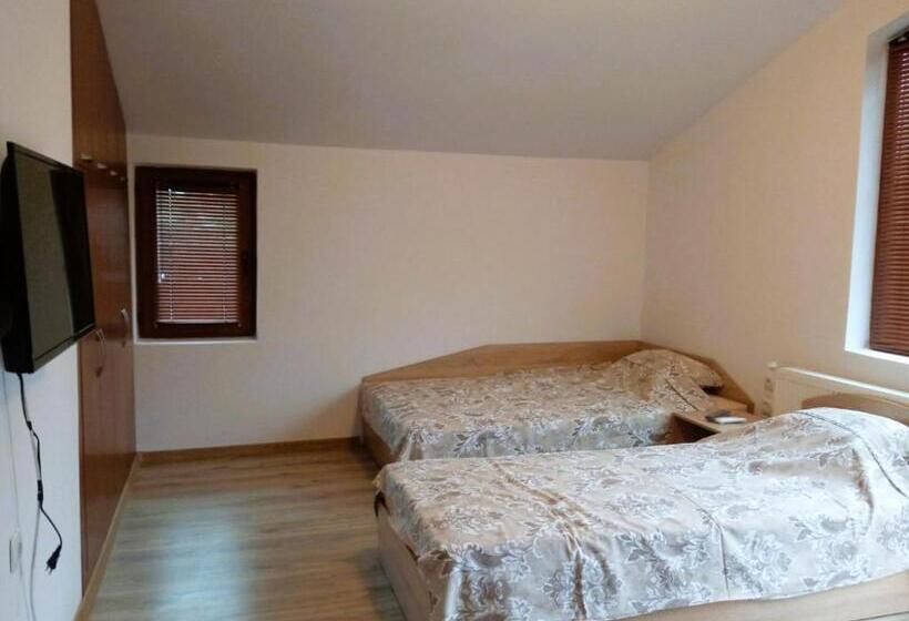 Majatalo къща за гости костови