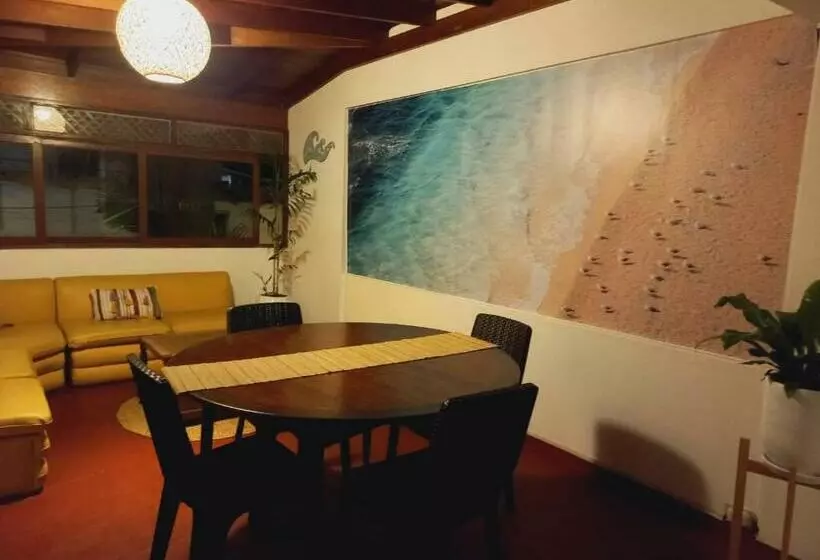 Majatalo Casa Blanca Beach House   Punta Hermosa   Perú