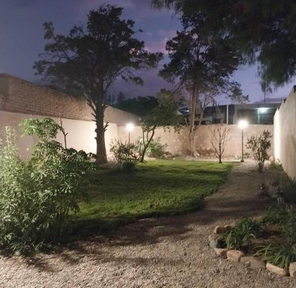 호스텔 Hostería La Celestina