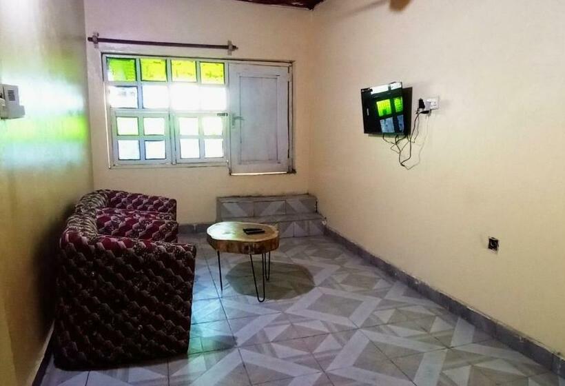 مبيت وإفطار Baba Lao