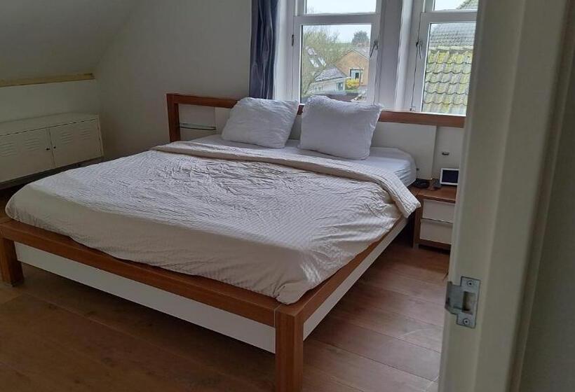 Bed and Breakfast L Appel Studio Near Amsterdam