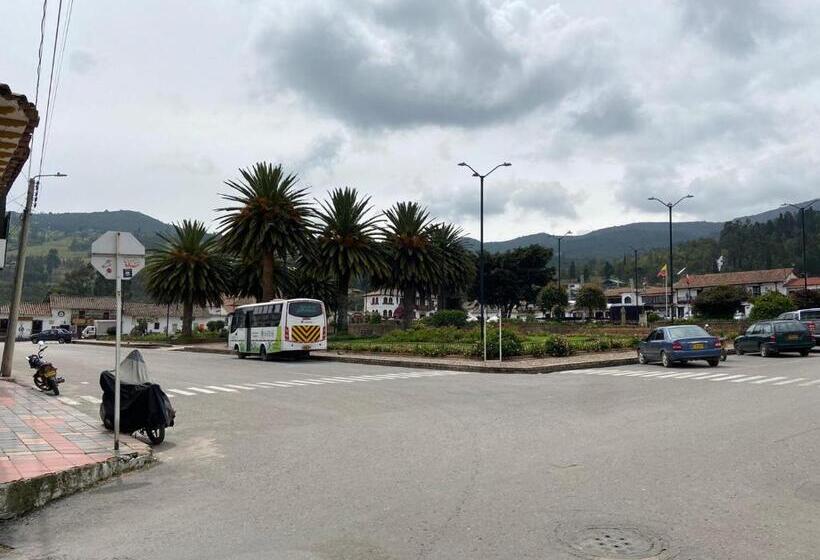 هتل San Gabriel Hospedería