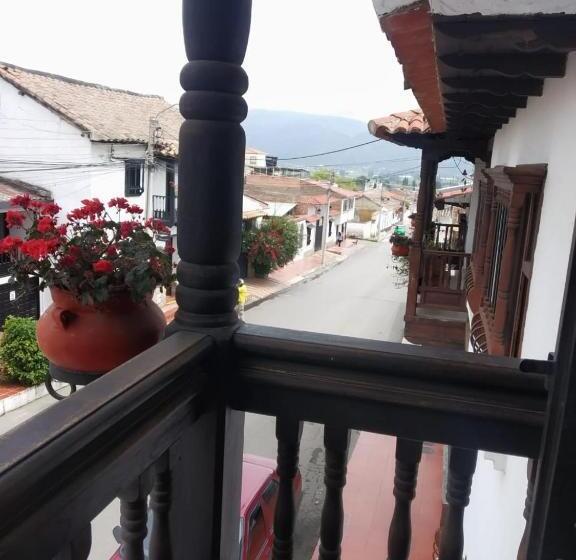 هتل San Gabriel Hospedería