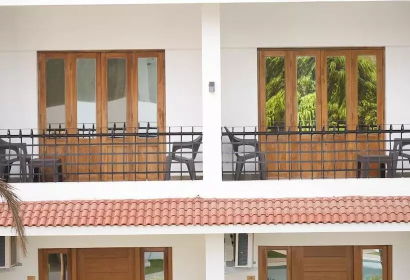 ホテル The Verda De Miranda Resort Morjim North Goa
