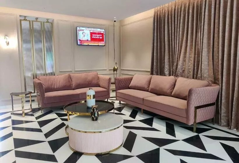 ホテル Renest Calangute Goa