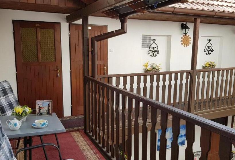 Panzió Modrá Růže Třeboň