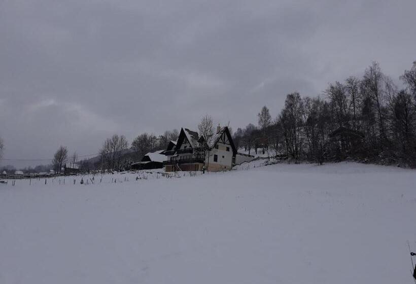 Pensiunea Podul Simonului