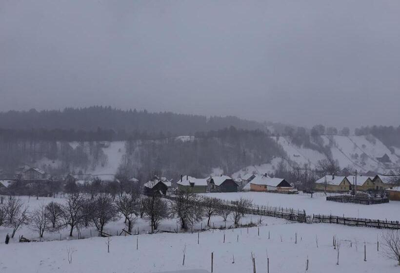 Pensiunea Podul Simonului