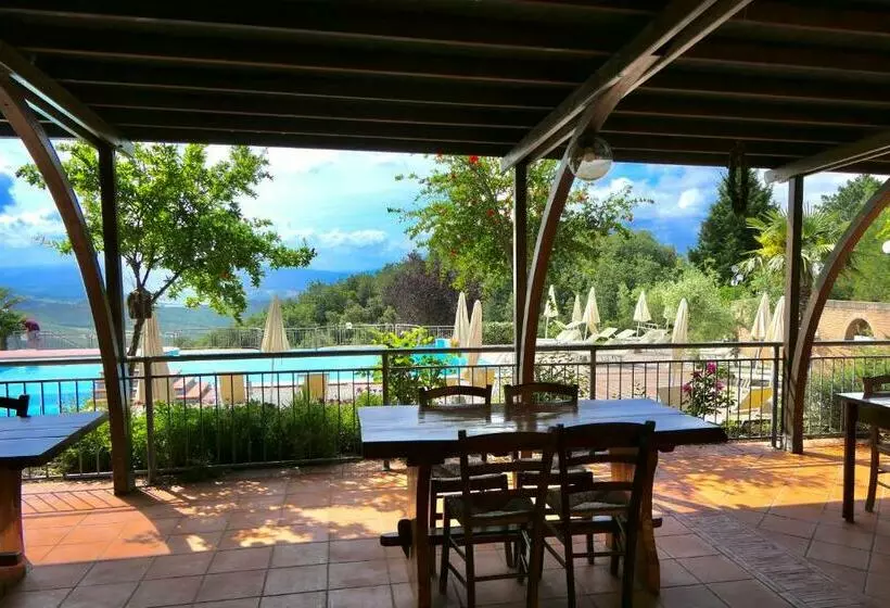 Apartments In Residence With Swimming Pool In Riparbella