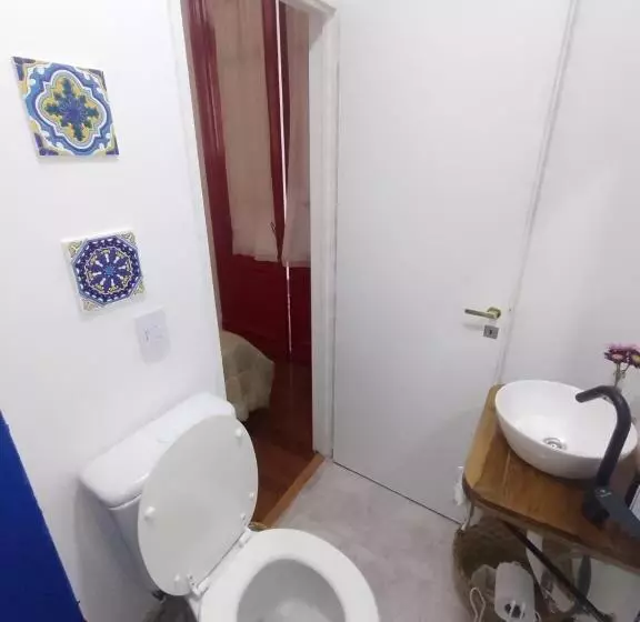 تختخواب و صبحانه Aristobulo