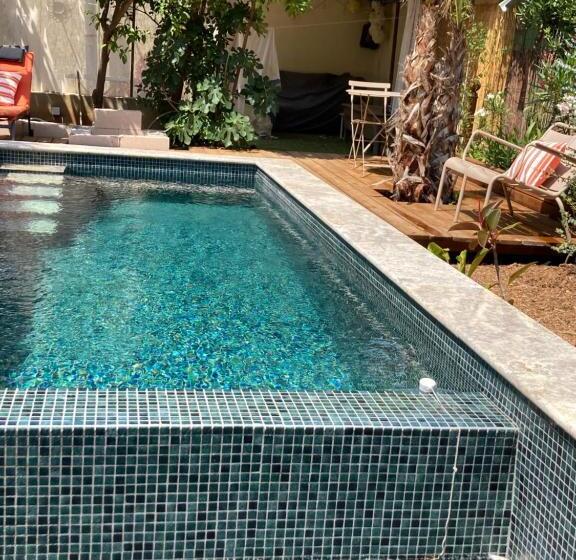 مبيت وإفطار La Villa Des Amandiers