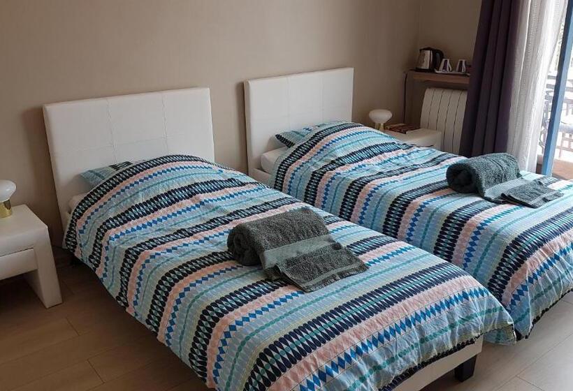 مبيت وإفطار Le Domaine De La Feuilleraie