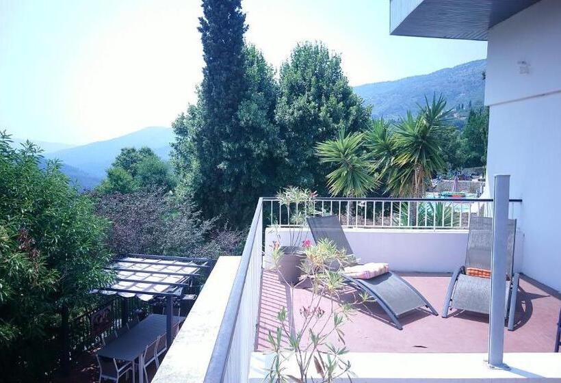 مبيت وإفطار Le Domaine De La Feuilleraie