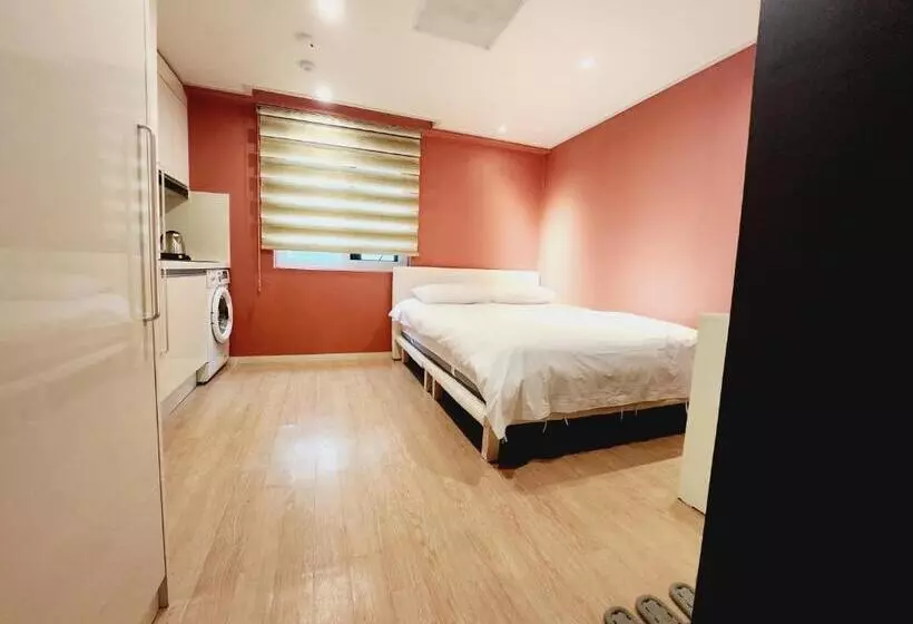 هتل Olive Hostel R