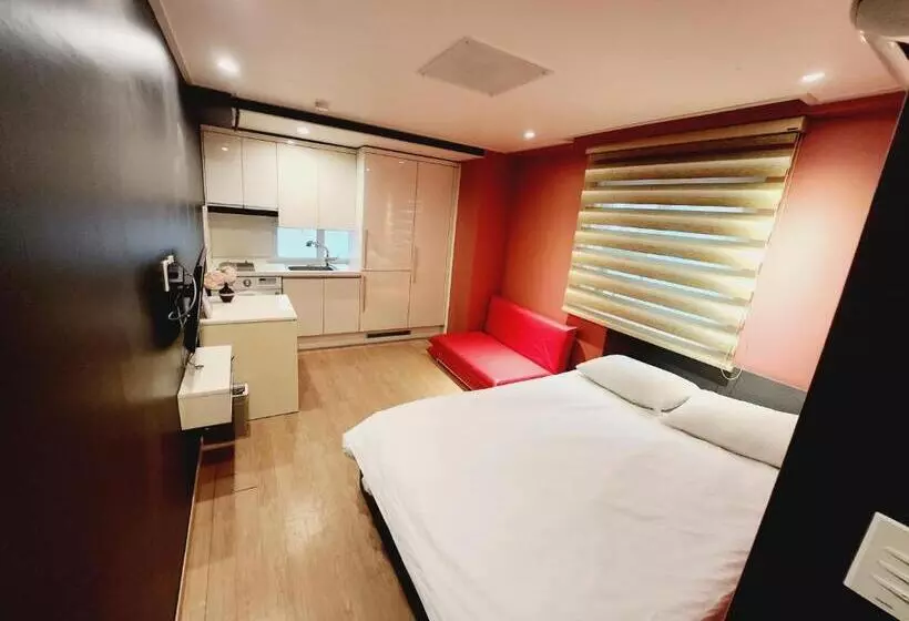 هتل Olive Hostel R