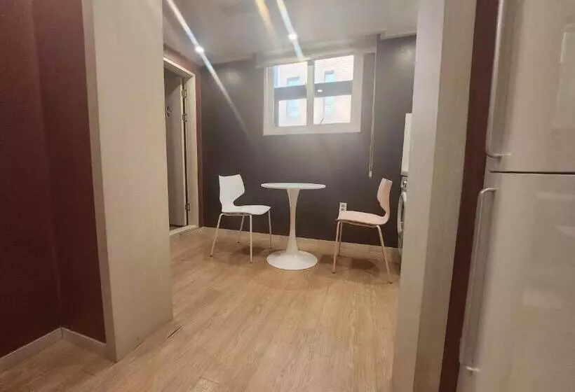 هتل Olive Hostel R