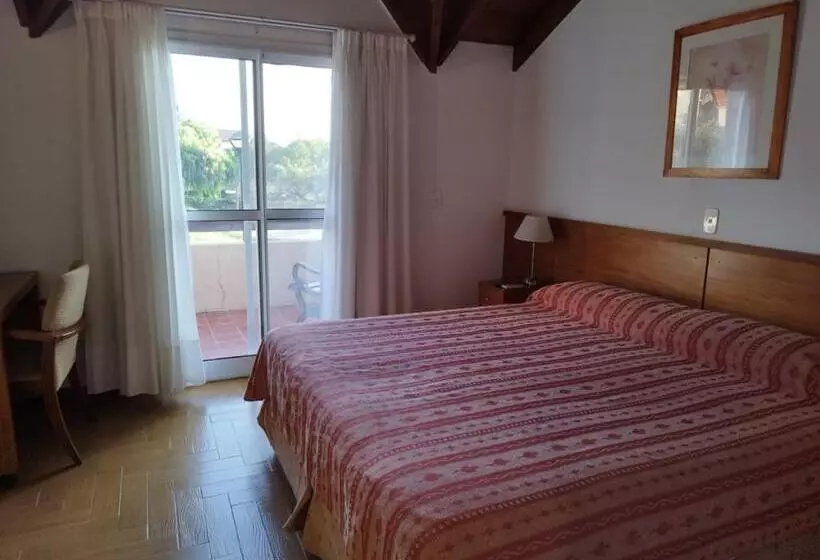هتل Rincon Del Valle
