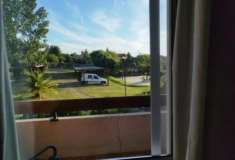 هتل Rincon Del Valle