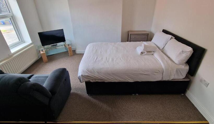 پانسیون Self Check In Apartment Doncaster