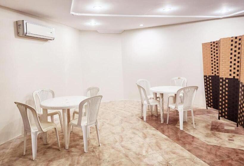 فندق دار دمون