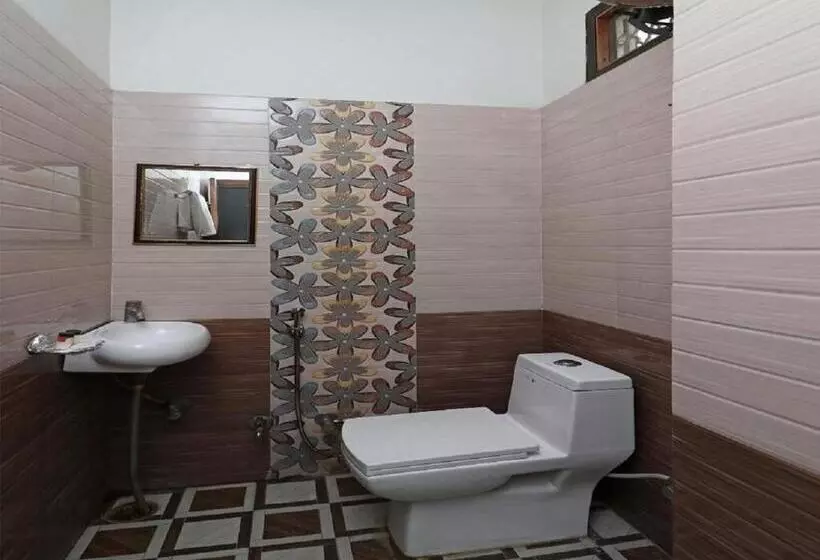Hotel Gopal, Khargone