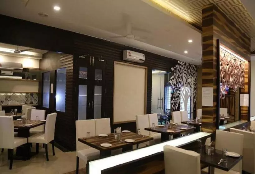 Hotel Gopal, Khargone
