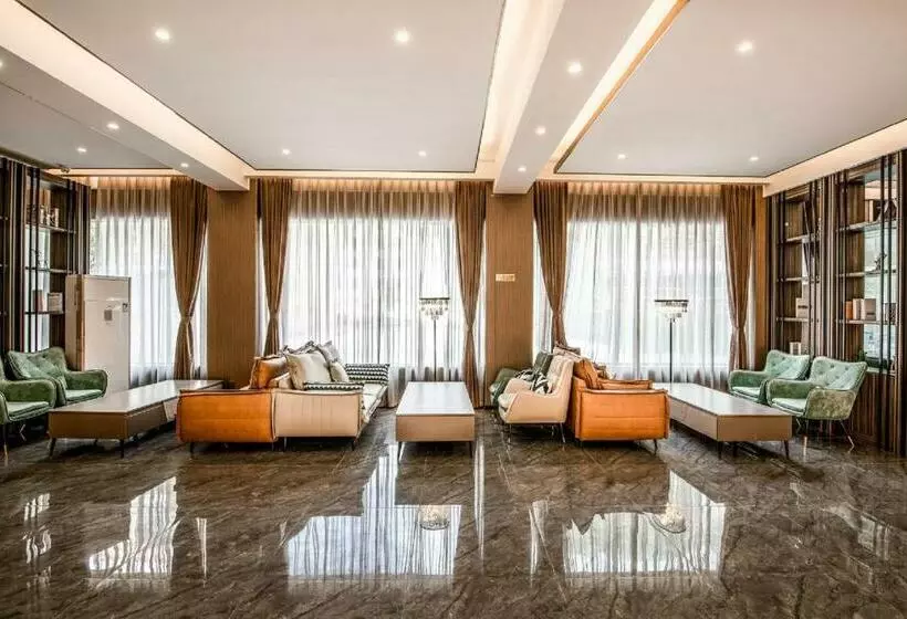 Hotelli Jiuzhaigou Cloudy