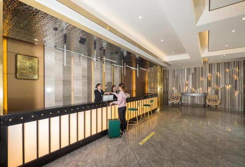 Otel Jiuzhaigou Cloudy