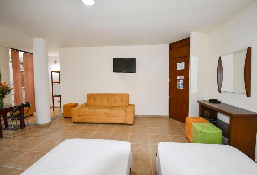 Hotel Monarca Armenia