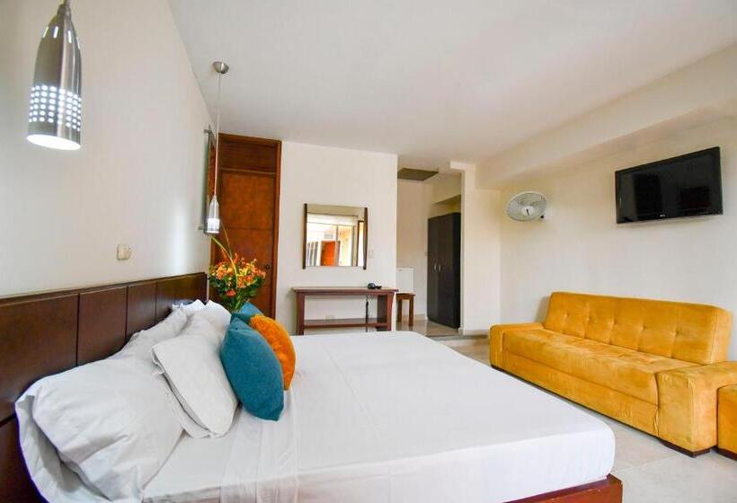 Hotel Monarca Armenia