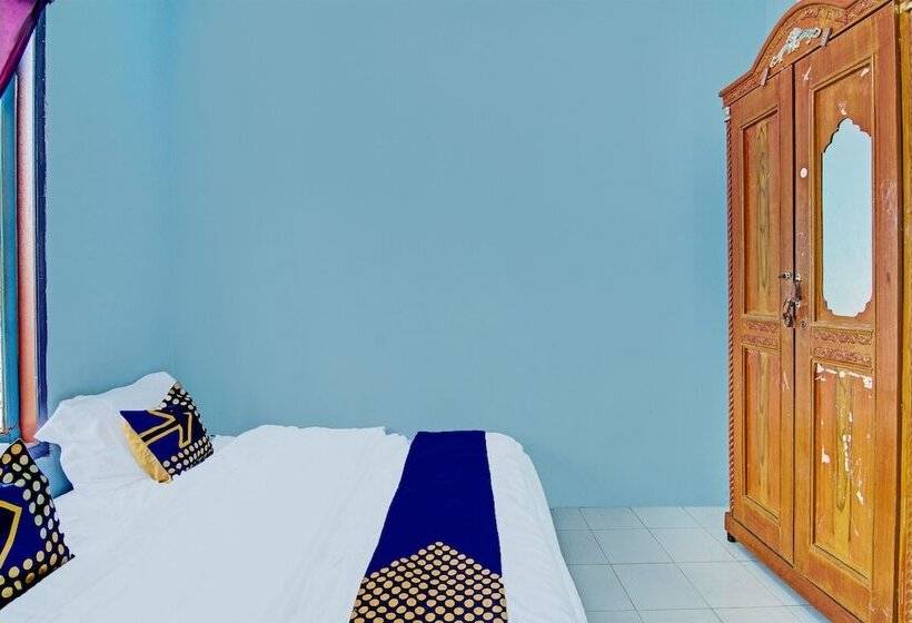 فندق Spot On 91918 Najla Guest House Syariah