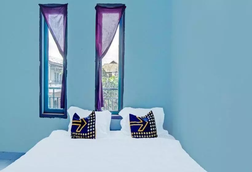 ホテル Spot On 91918 Najla Guest House Syariah