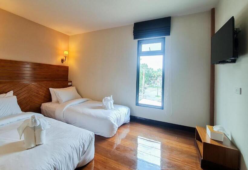 酒店 The Peace River Kwai