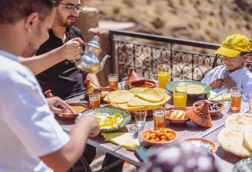 Majatalo Atlas Kasbah Lodge
