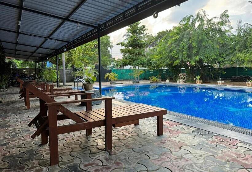 ペンション Paris Garden Resort