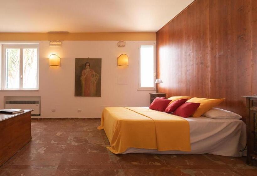 פנסיון Villa Le Lune