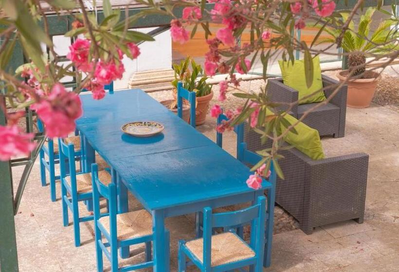 פנסיון Villa Le Lune