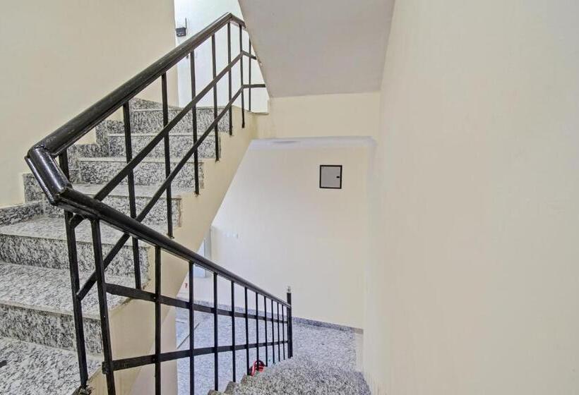 Отель Green Apple