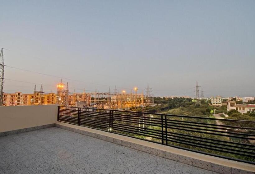 Отель Green Apple