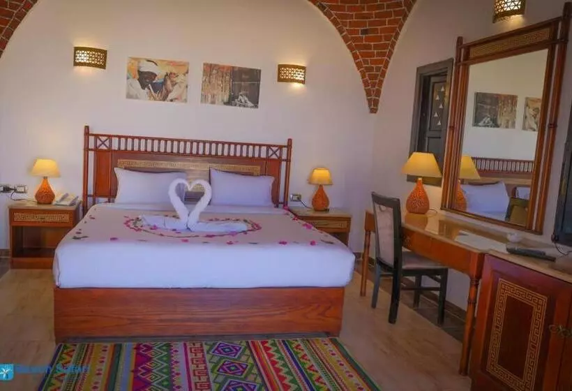هتل Beach Safari Nubian Resort