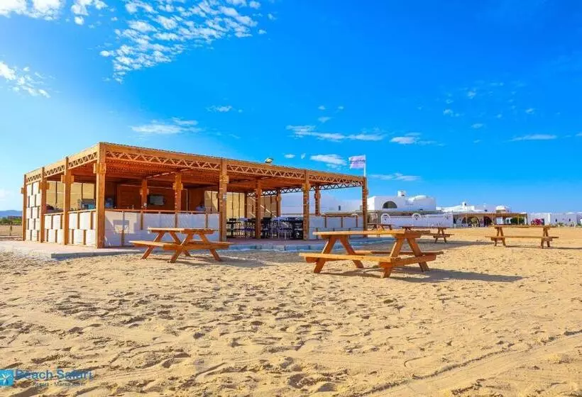 هتل Beach Safari Nubian Resort