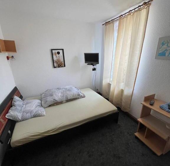 Pension Für Monteure In Leisnig