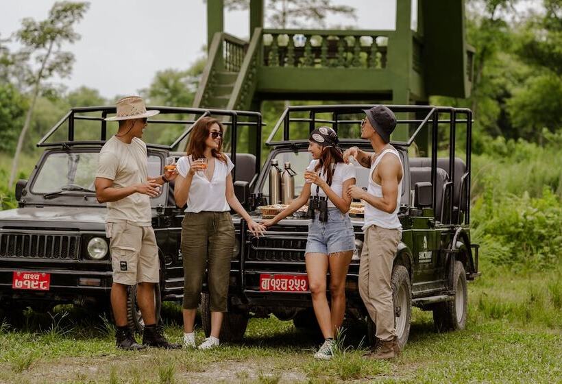 استراحتگاه Sanctuary   Chitwan National Park , Nepal