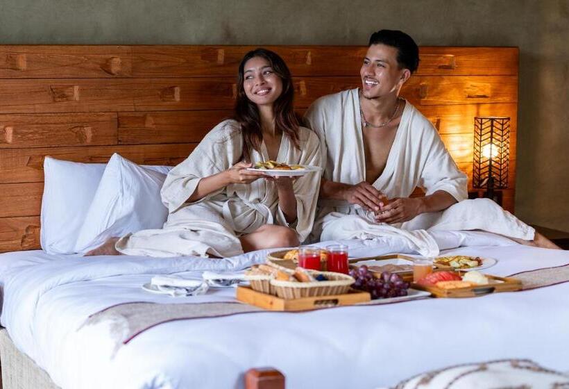 استراحتگاه Sanctuary   Chitwan National Park , Nepal