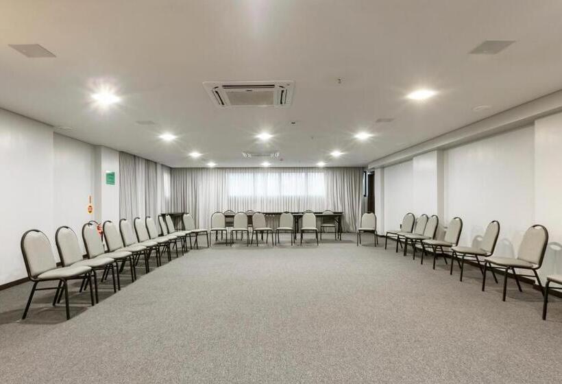 Tri Hotel Premium Itapema